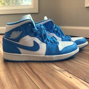 Nike Air Jordan I Retro “UNC”